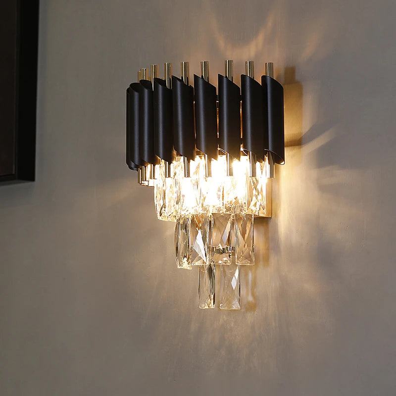 Black wall lamp