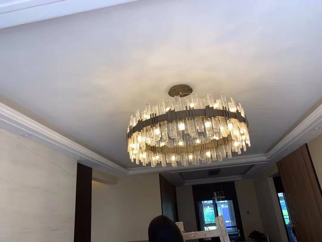 Splendid Luxury Designer Round Chandelier